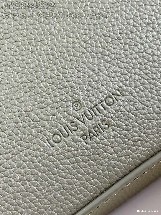 Cheap VUITTON LOUIS Messenger-23.5*18*7CM Fastline 0715